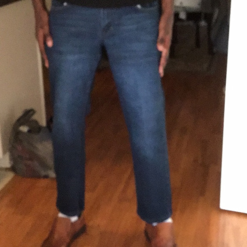 IZOD Men’s Straight Fit Jeans 32